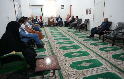 جلسه همفکری جهت برگزاری برنامه‌های سالروز اقامه نماز جمعه و بزرگداشت هفته نماز جمعه برگزار شد.